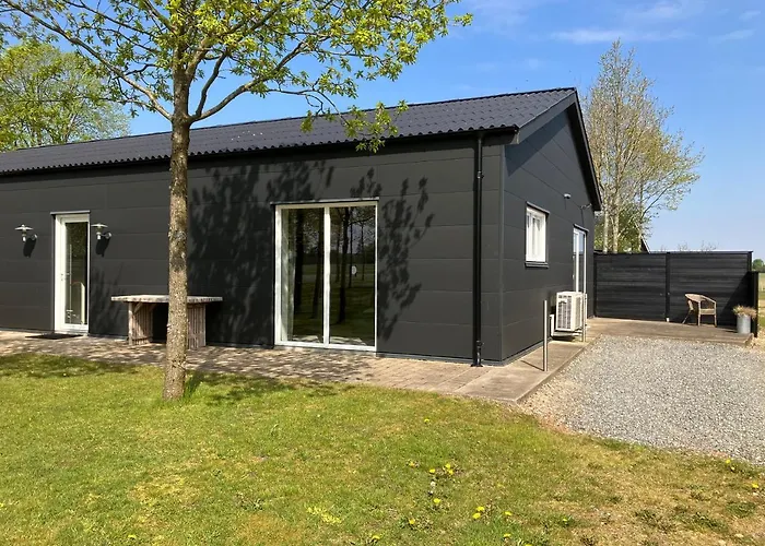 Holiday home Country *